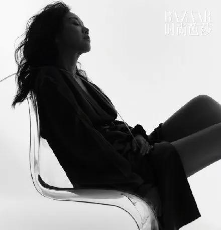 辣目洋子、闫妮、许晴身材上热搜：微胖的女人，到底有性感....