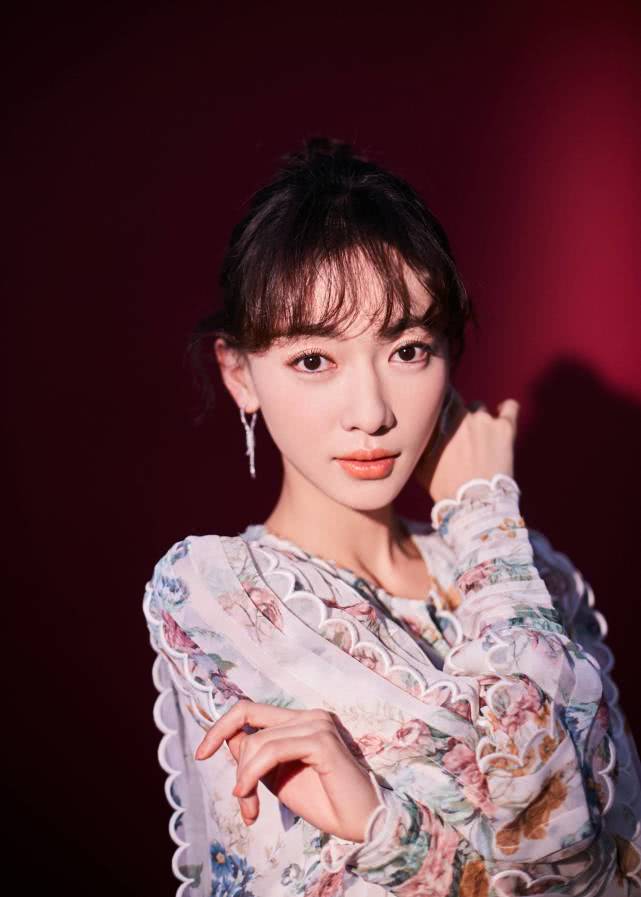 还有五部待播剧的吴谨言，怎么突然间就没有动静了？