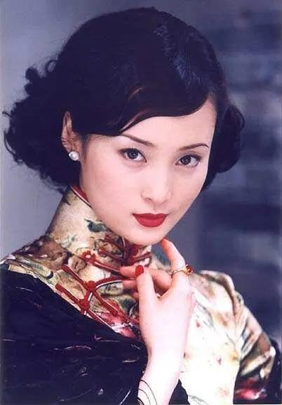 陈好回归家庭，黄奕转型失败，曾经辉煌的70后女星缘何淡出娱乐圈