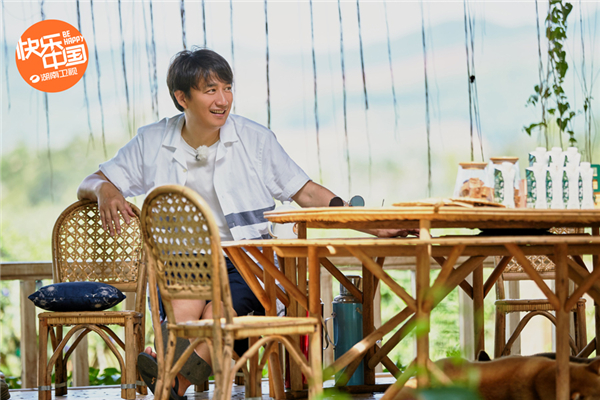 黄磊.jpg