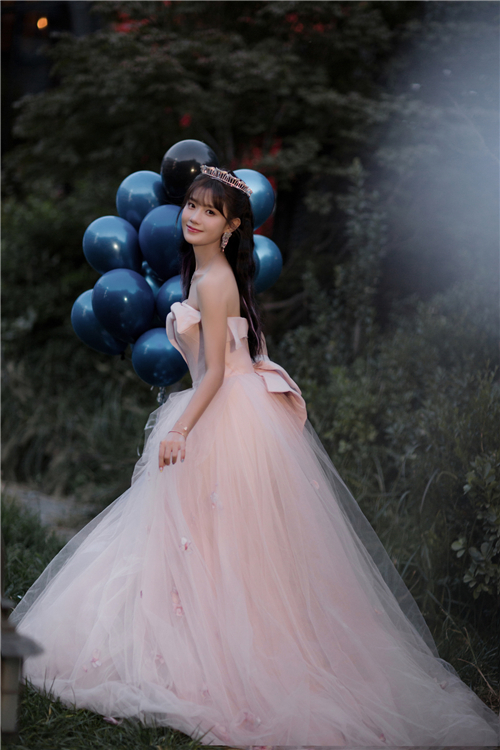 陈意涵Estelle (2).jpg