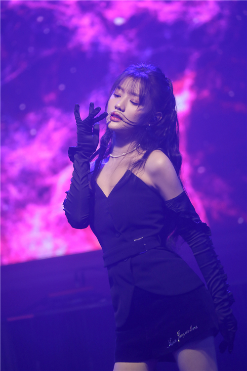 陈意涵Estelle (9).jpg